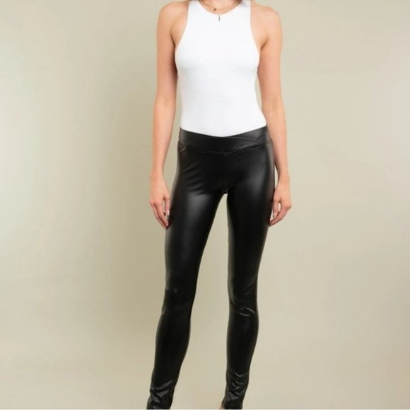 Black Latex Leggings Pants - Picture 5 of 6